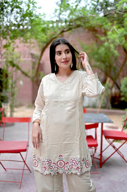 Women’s Ivory Embroidered Kurta Pant Set | Premium Ethnic Wear
